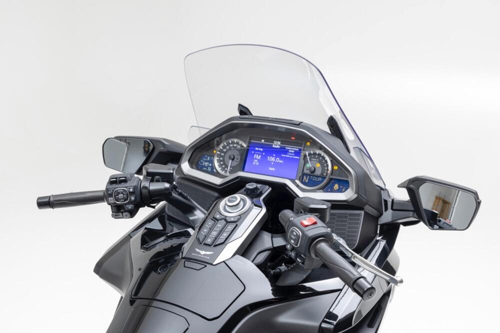 Honda GL 1800 Gold Wing Tour (2020) (5)