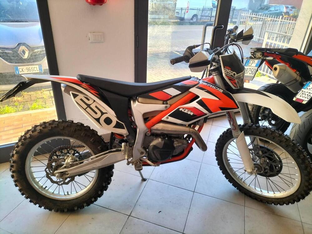 KTM Freeride 250 R (2013 - 17) (3)