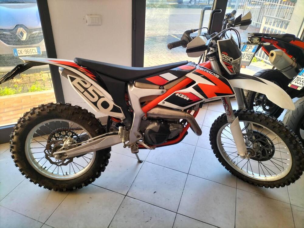 KTM Freeride 250 R (2013 - 17) (4)