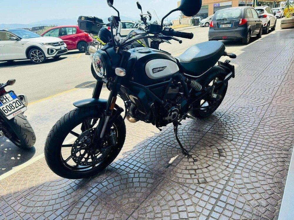 Ducati Scrambler 800 Icon Dark (2021 - 22)