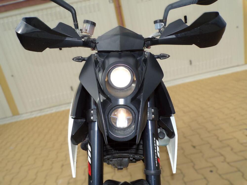 KTM 690 Duke R (2010 - 15) (3)