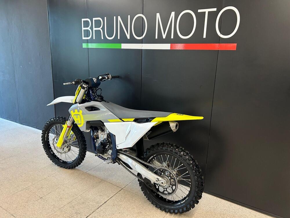 Husqvarna FC 250 (2024) (4)