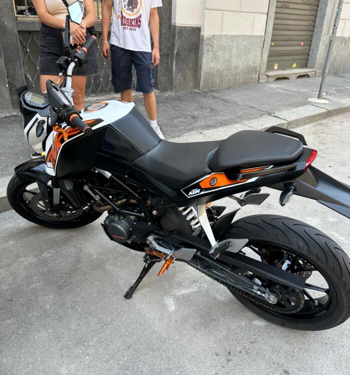 KTM 125 Duke ABS (2013 - 16) (2)