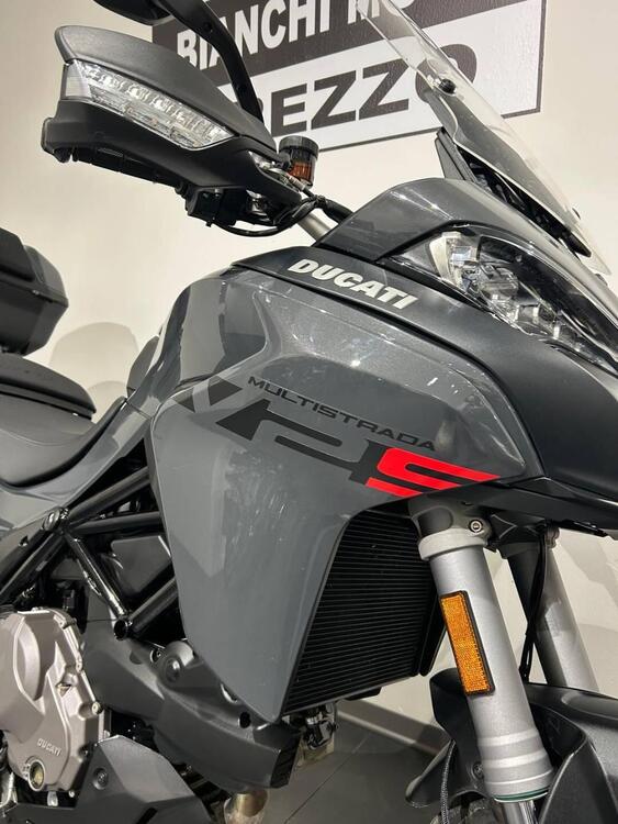 Ducati Multistrada V2 S (2022 - 24) (3)