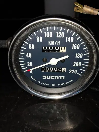 CONTAKM DUCATI 350/500 GTV GTL DESMO Denso