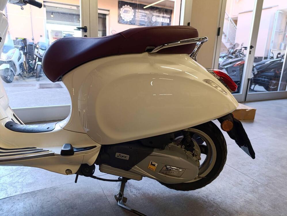 Vespa Primavera 125 3V ie ABS (2014 - 16) (4)