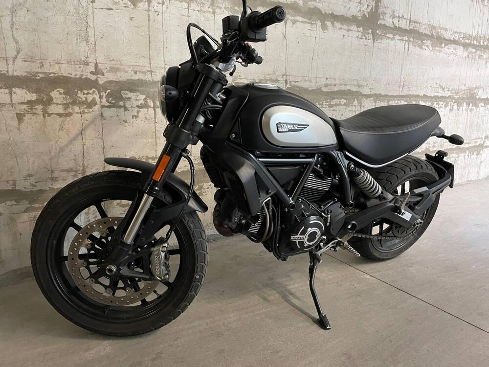 Ducati Scrambler 800 Icon Dark (2021 - 22) (3)