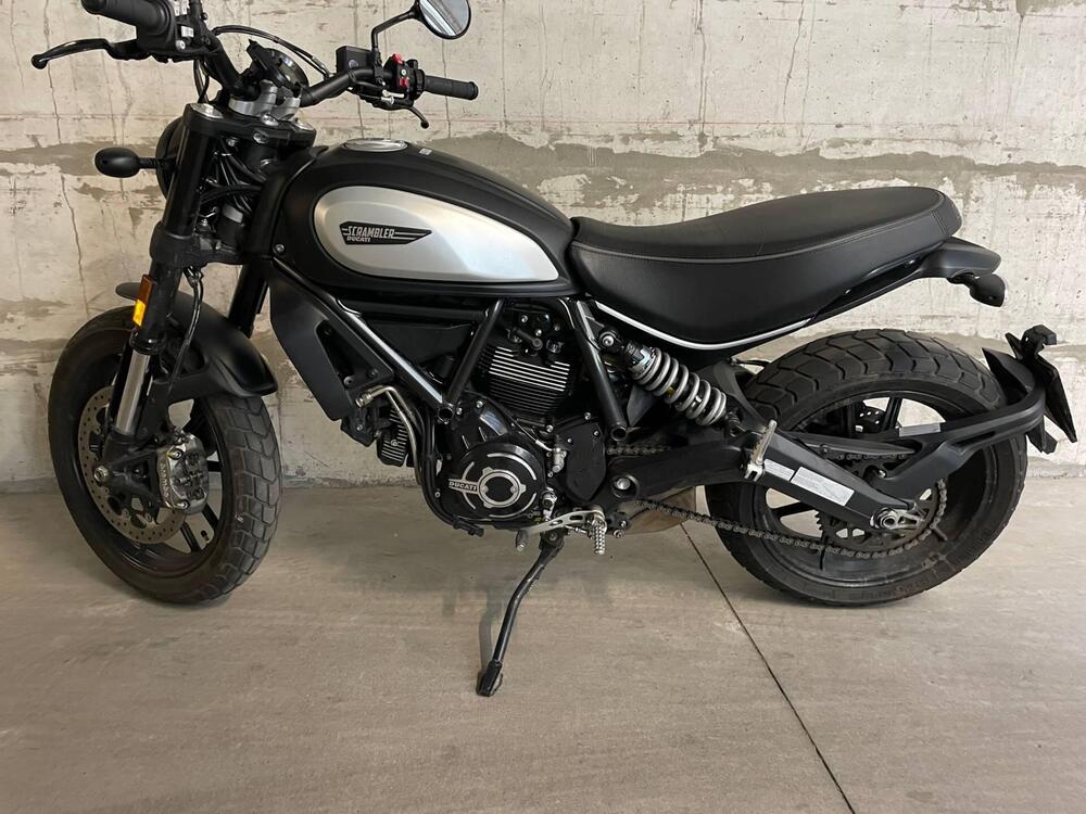 Ducati Scrambler 800 Icon Dark (2021 - 22) (4)