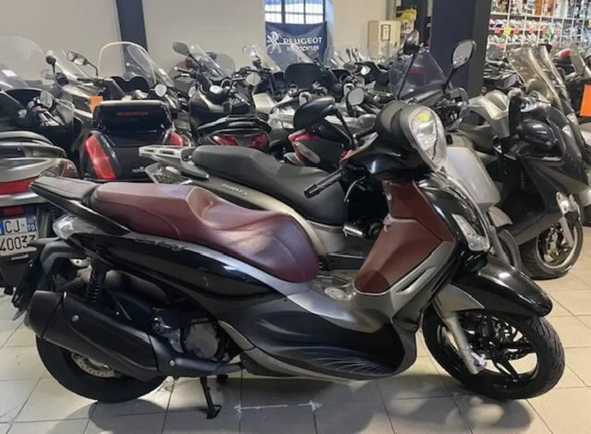 Piaggio Beverly 350 ABS (2016 - 20)