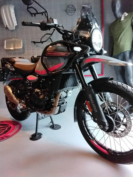 Royal Enfield Himalayan 450 (2024 - 25)