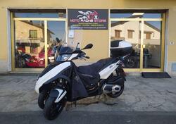 Piaggio Mp3 300 LT Yourban Sport (2017 - 19) usata