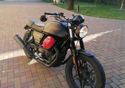 Moto Guzzi V7 III Carbon (2018 - 20) usata