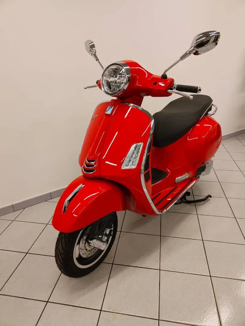 Vespa GTS 310 Super (2025 - 26) (2)