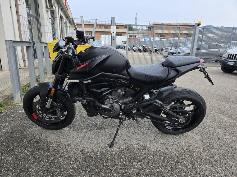 Ducati Monster 937 + (2021 - 25) (2)