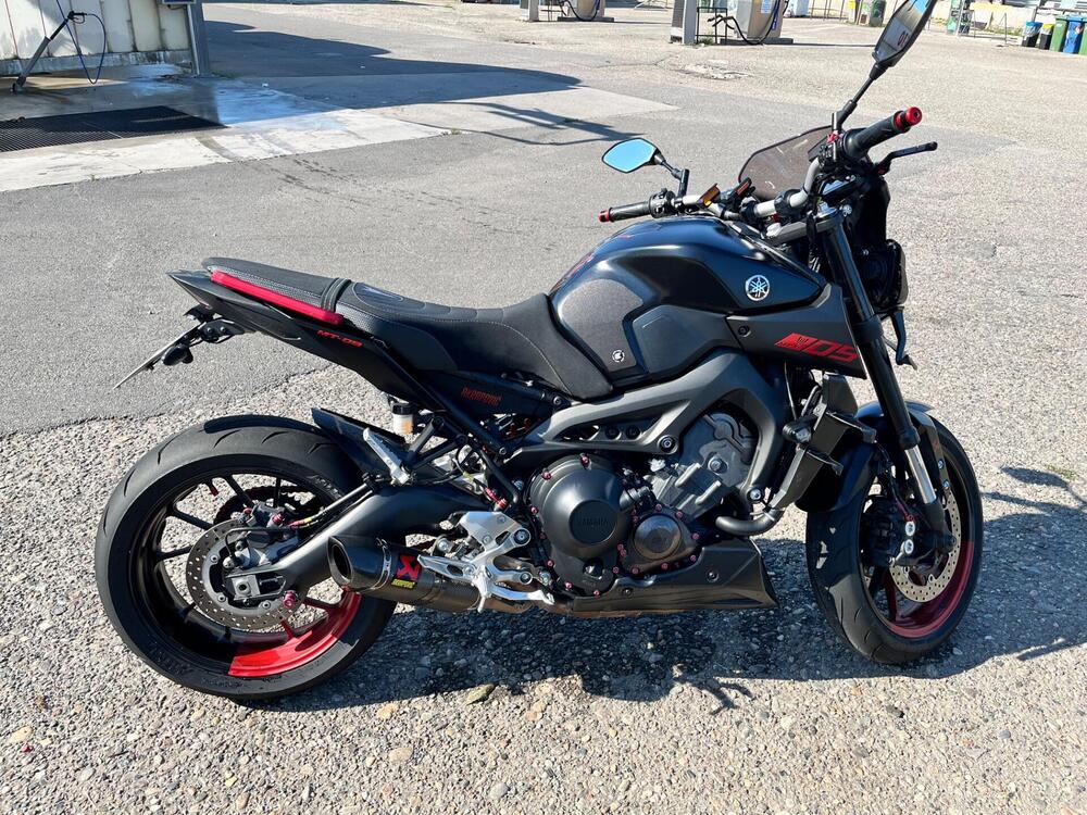 Yamaha MT-09 (2017 - 20) (3)