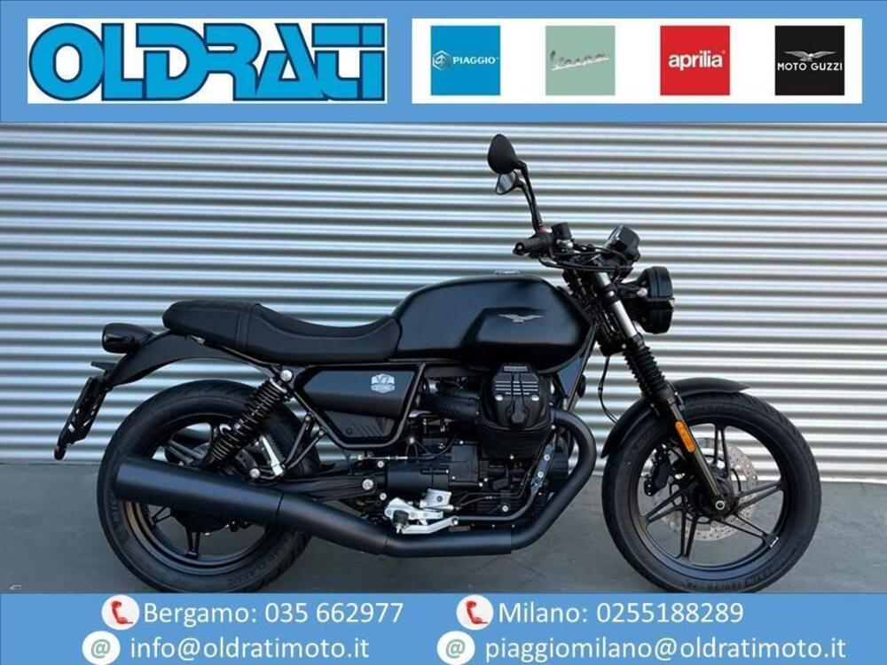 Moto Guzzi V7 Stone (2021 - 25)