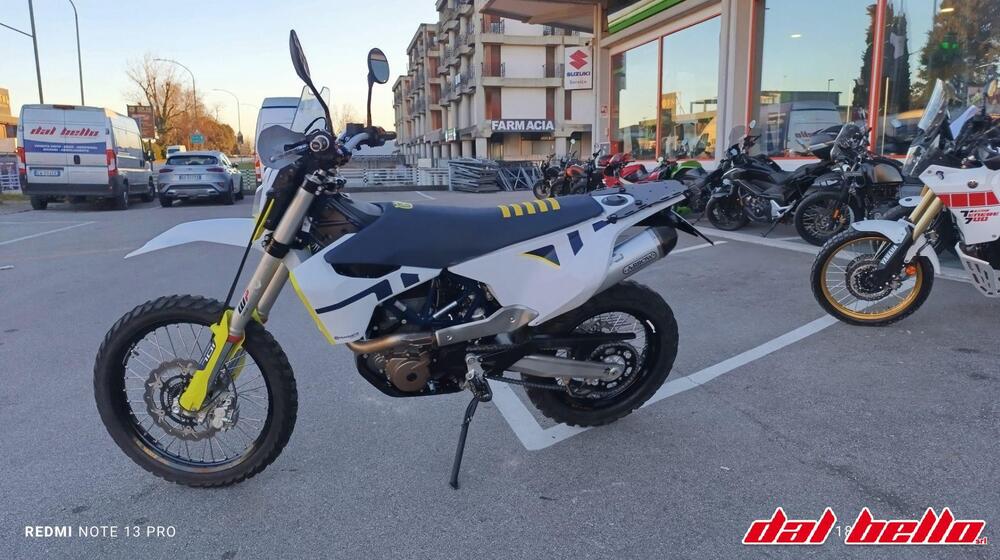 Husqvarna 701 Enduro (2021) (2)