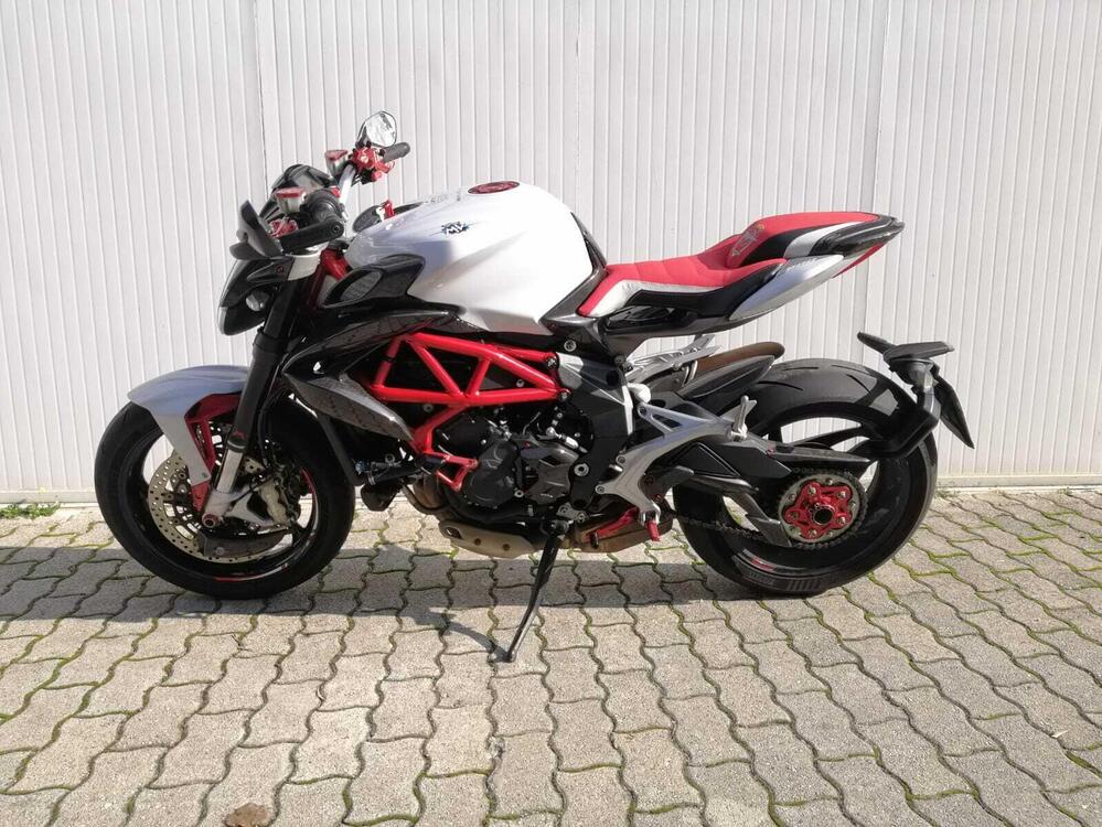 MV Agusta Brutale 800 EAS ABS (2016 - 19) (2)