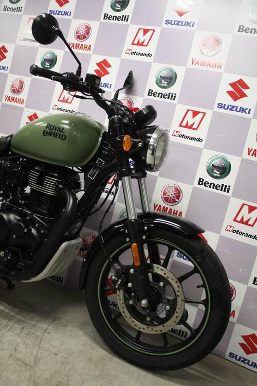 Royal Enfield Meteor 350 Fireball (2021 - 25) (3)