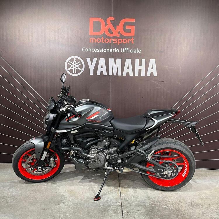 Ducati Monster 937 + (2021 - 25) (5)