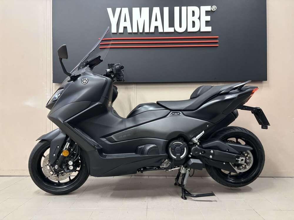 Yamaha T-Max 560 (2022 - 24) (3)