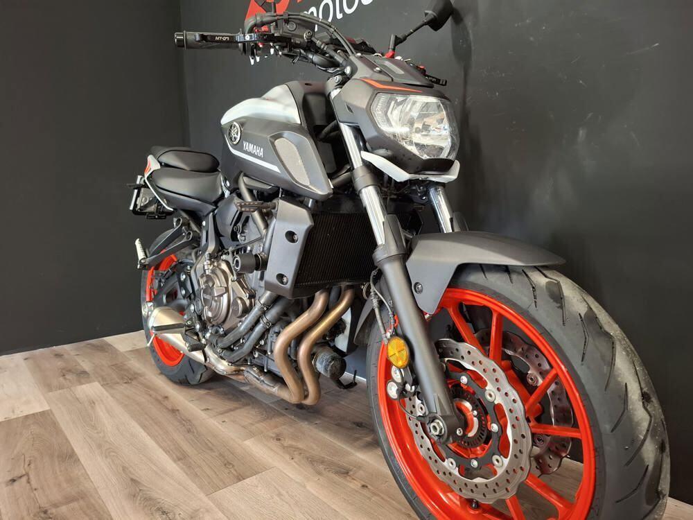 Yamaha MT-07 (2018 - 20) (5)