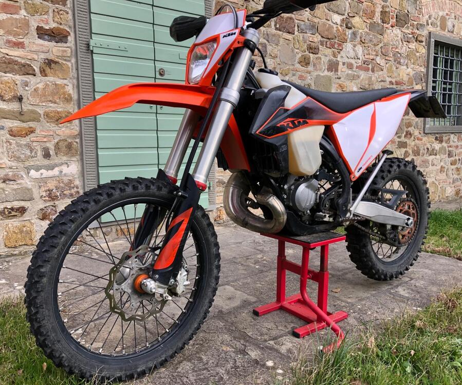 KTM 150 EXC TPI (2020) (3)