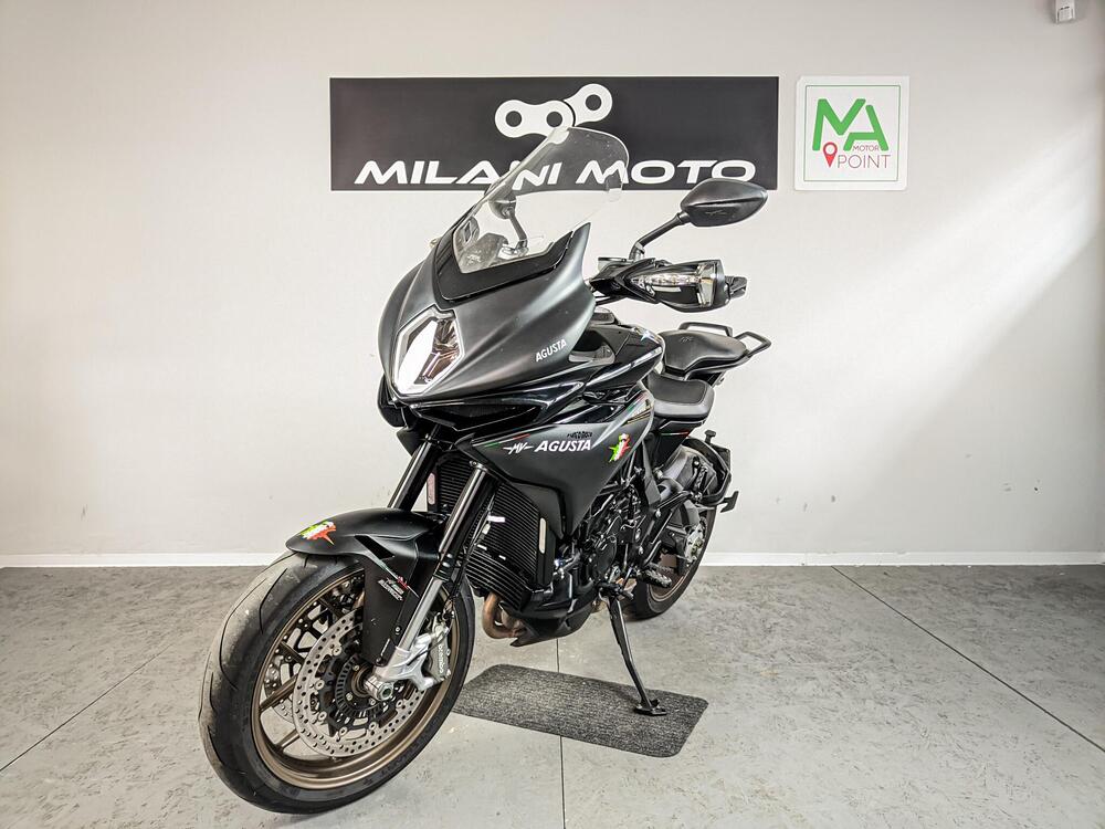 MV Agusta Turismo Veloce 800 Lusso (2021 - 22) (4)