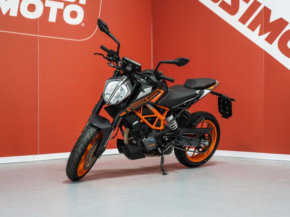 KTM 125 Duke (2021 - 23)