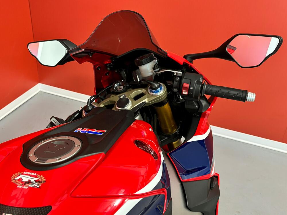 Honda CBR 1000 RR Fireblade (2017 - 19) (2)