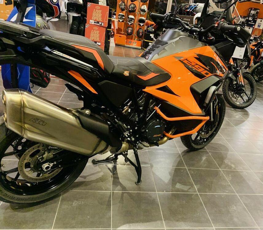 KTM 1290 Super Adventure S (2021) (3)