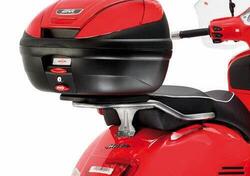 GIVI SR131 Attacco posteriore cromato specifico pe