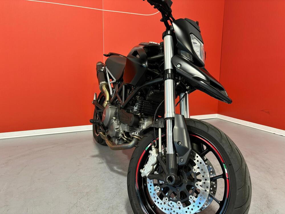 Ducati Hypermotard 796 (2012) (3)