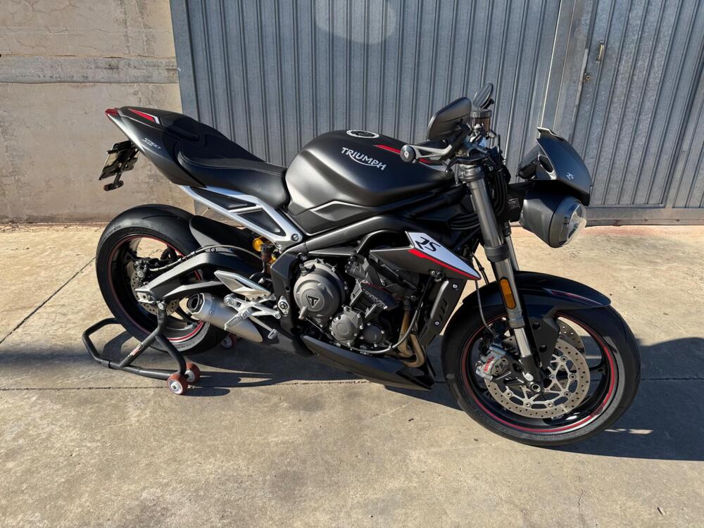 Triumph Street Triple RS (2017 - 19) (2)