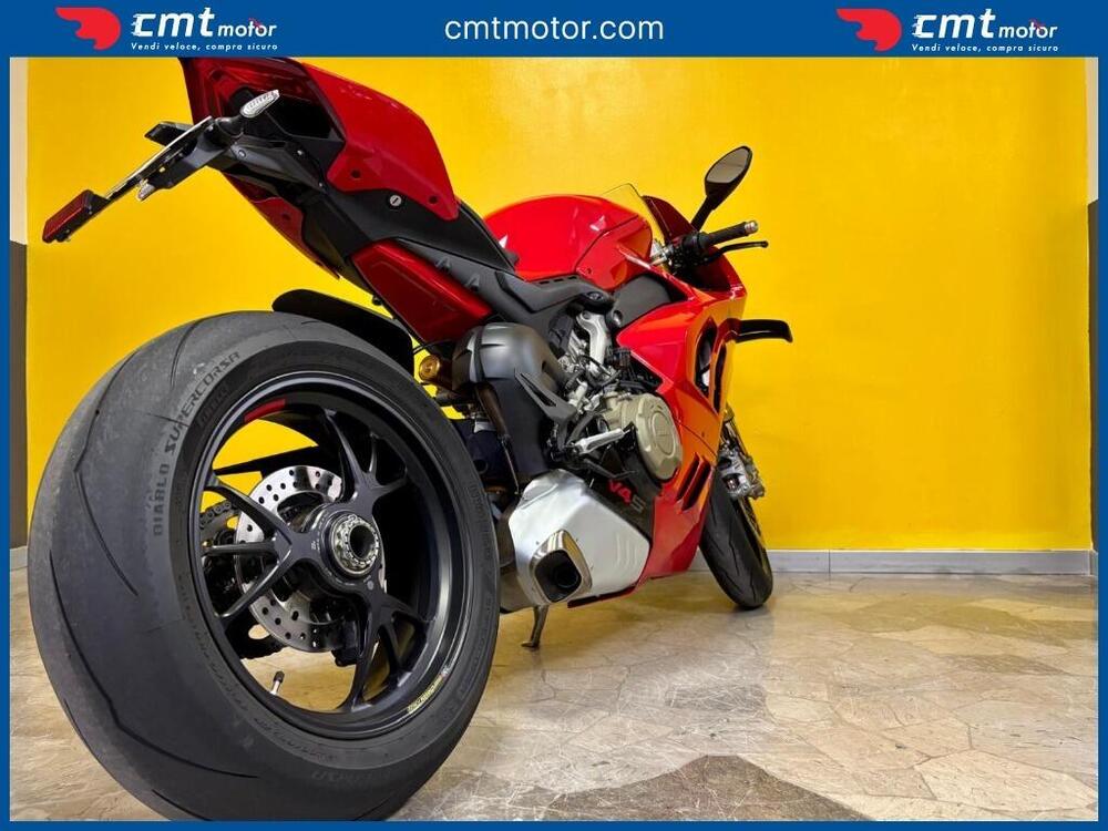 Ducati Panigale V4 S 1100 (2021) (4)