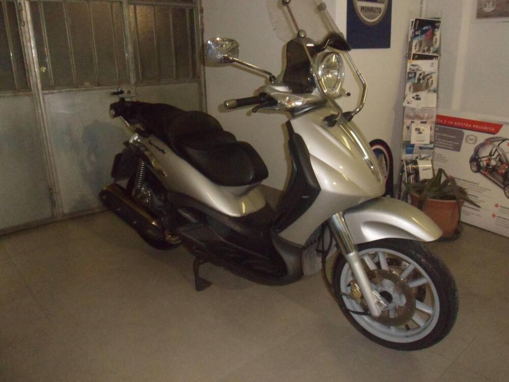 Piaggio Beverly 500