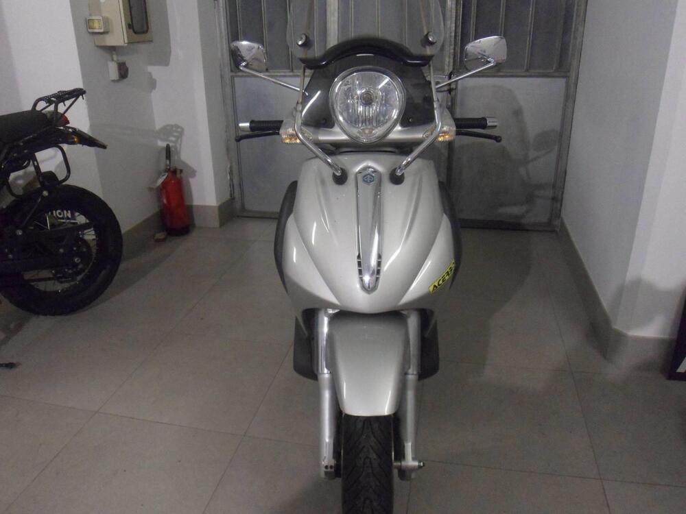 Piaggio Beverly 500 (2)