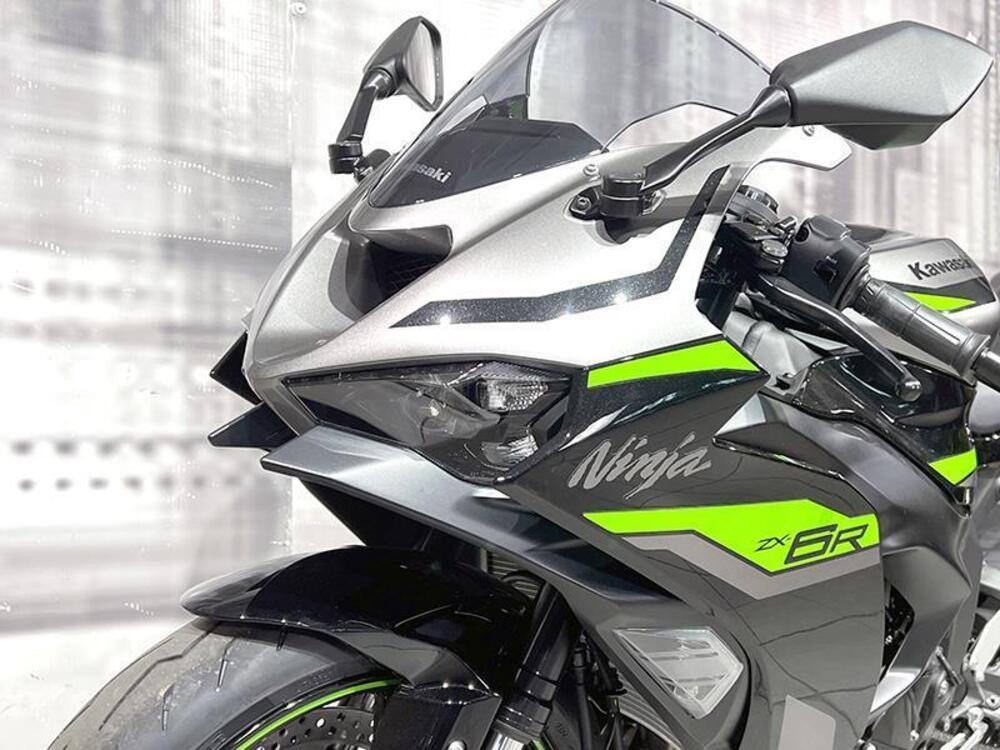 Kawasaki Ninja 125 (2021 - 25) (5)