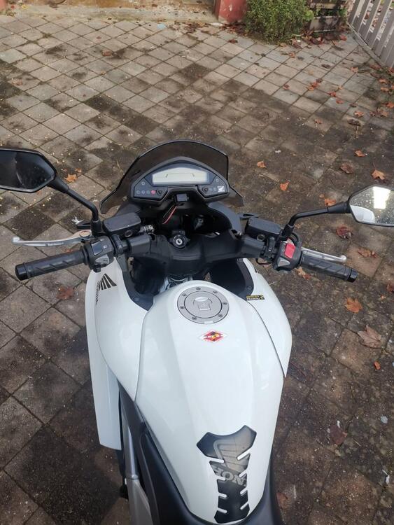 Honda Crossrunner ABS (2010 - 14) (3)