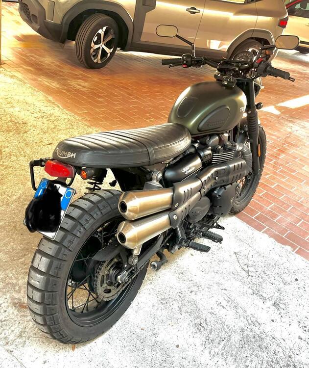 Triumph Street Scrambler 900 (2017 - 18) (2)