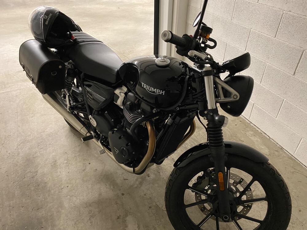 Triumph Street Twin 900 (2021 - 22)