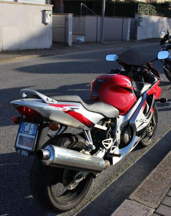 Honda CBR 600 F (2001 - 06) (4)