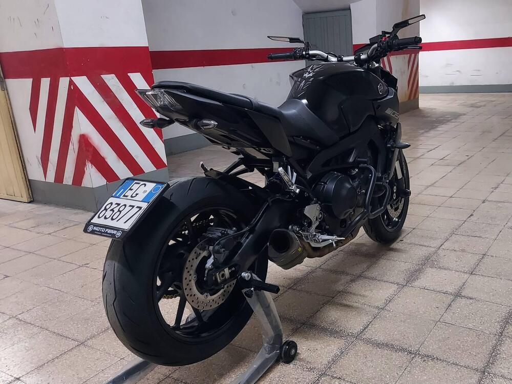 Yamaha MT-09 (2017 - 20) (3)