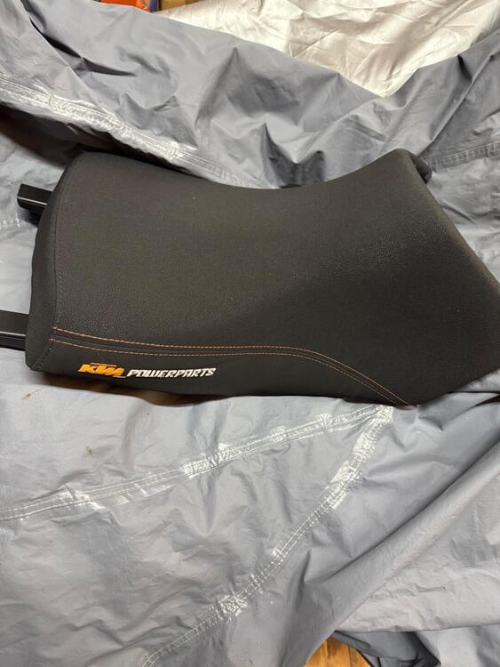 Selle KTM 1290