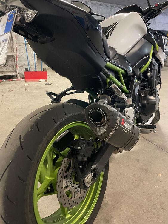 Kawasaki Z 900 Performance (2021 - 24) (3)