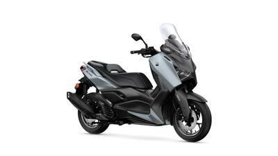 Yamaha X-Max 125