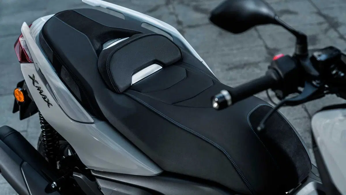 Yamaha X-Max 125 X-Max 125 Tech Max+ (2025 - 26) (16)