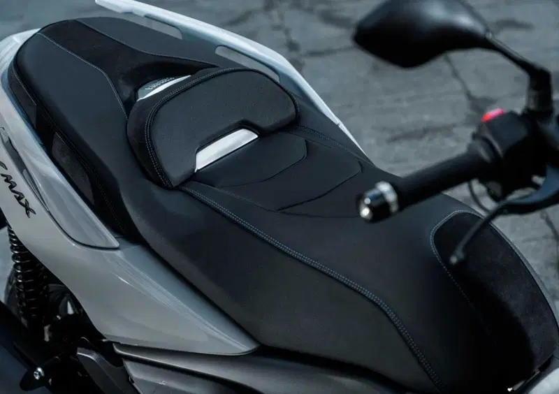 Yamaha X-Max 125 X-Max 125 Tech Max+ (2025 - 26) (16)