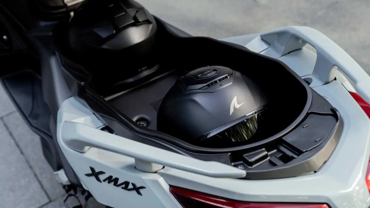Yamaha X-Max 125 X-Max 125 Tech Max+ (2025 - 26) (17)