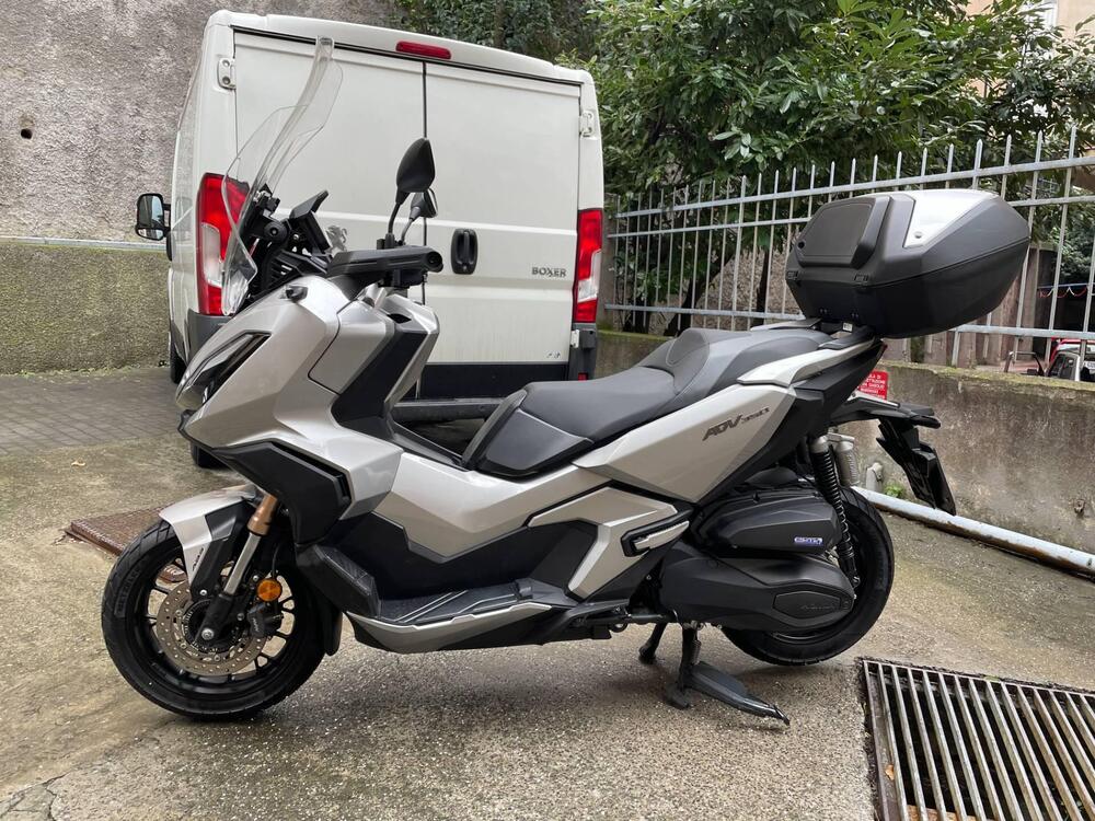 Honda ADV 350 (2022 - 24)